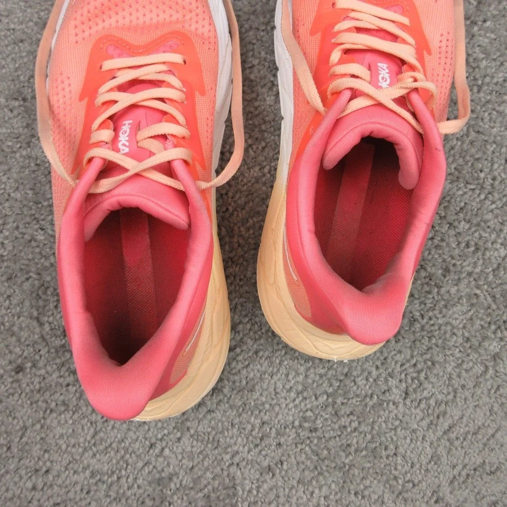 Hoka One One Sneakers Womens Size 7.5 B US Pink Arahi 7 Running Shoes Trainers
